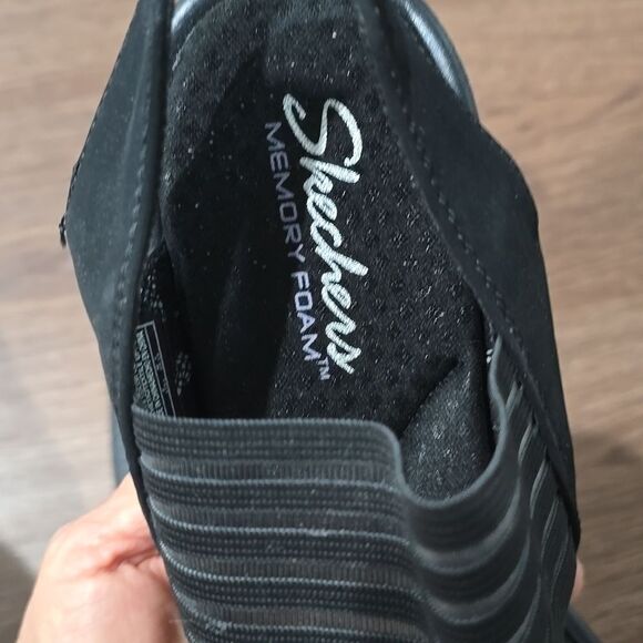 New SKECHERS Black Slip-On Memory Foam Wedge Sandals Shoes 11 - Picture 5 of 7
